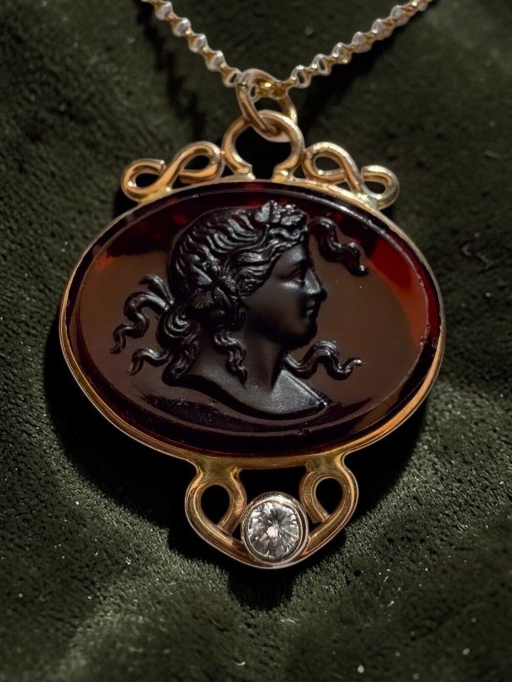 Antique 14K Gold Intaglio Necklace 18" Edwardian Carved Carnelian Goddess Cameo